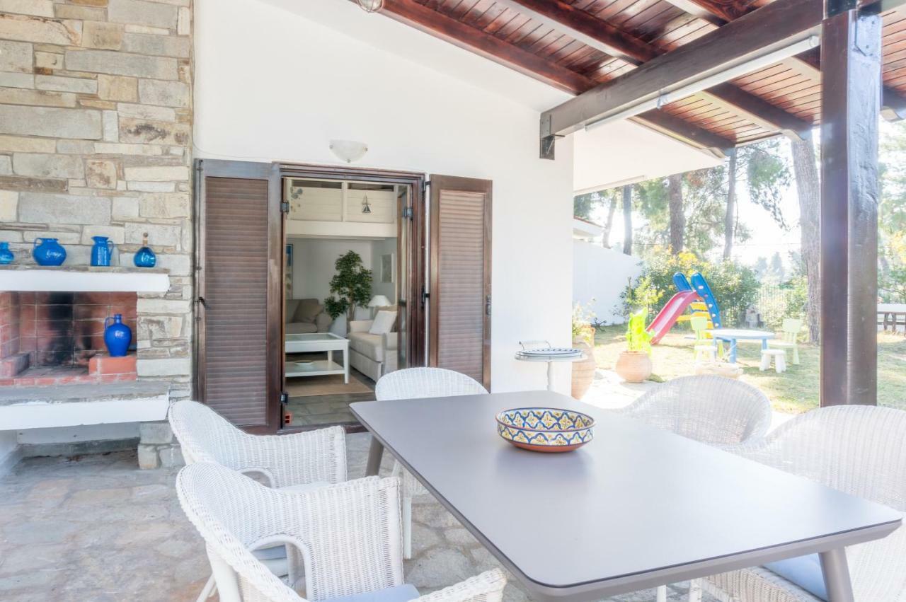 Villa Aurora In Sani With Garden And Pool المظهر الخارجي الصورة