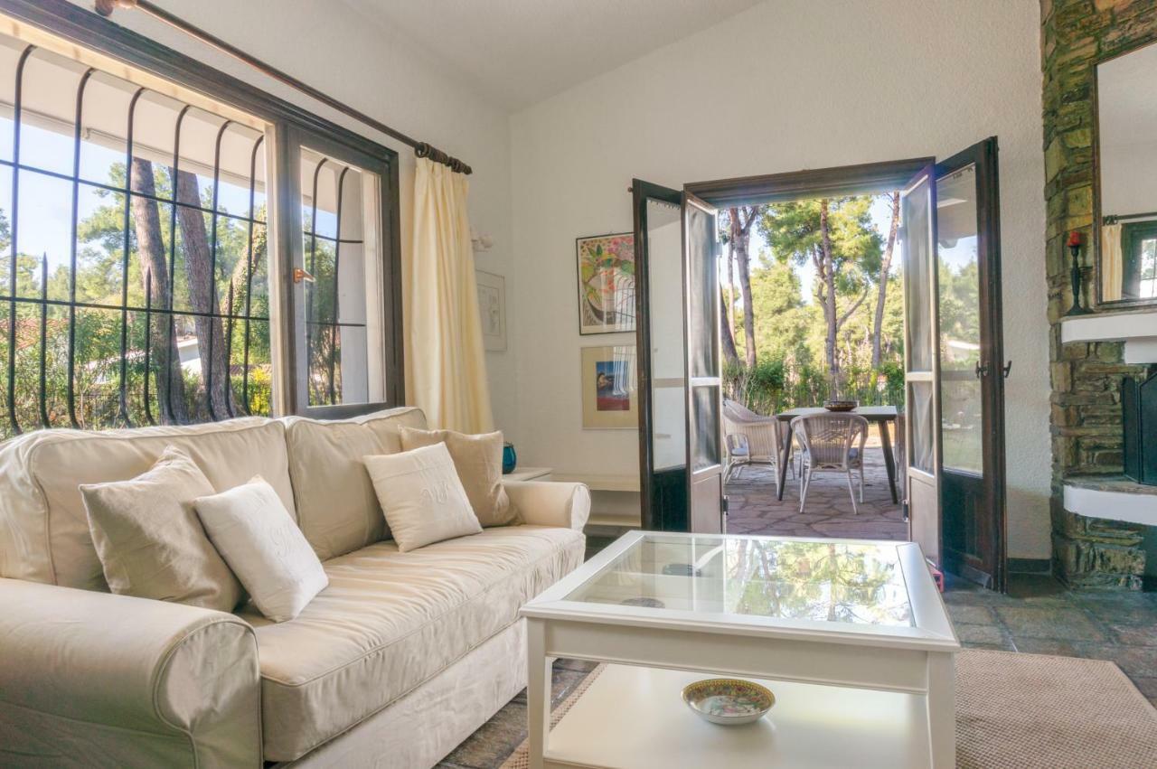 Villa Aurora In Sani With Garden And Pool المظهر الخارجي الصورة