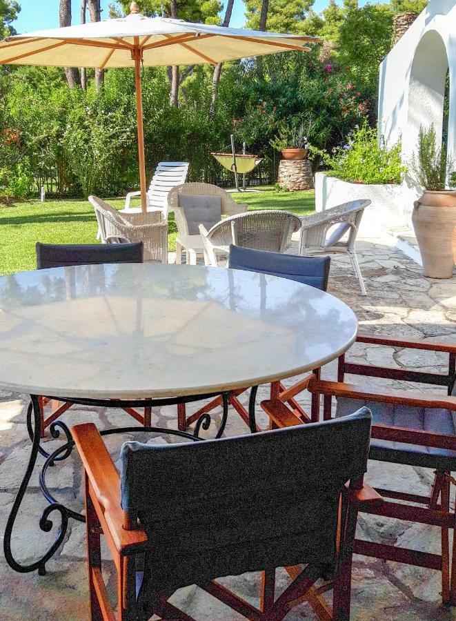 Villa Aurora In Sani With Garden And Pool المظهر الخارجي الصورة
